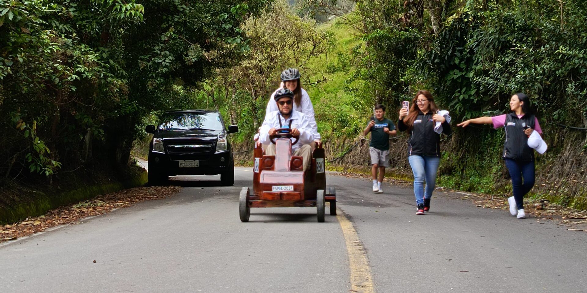 actividad coches de madera